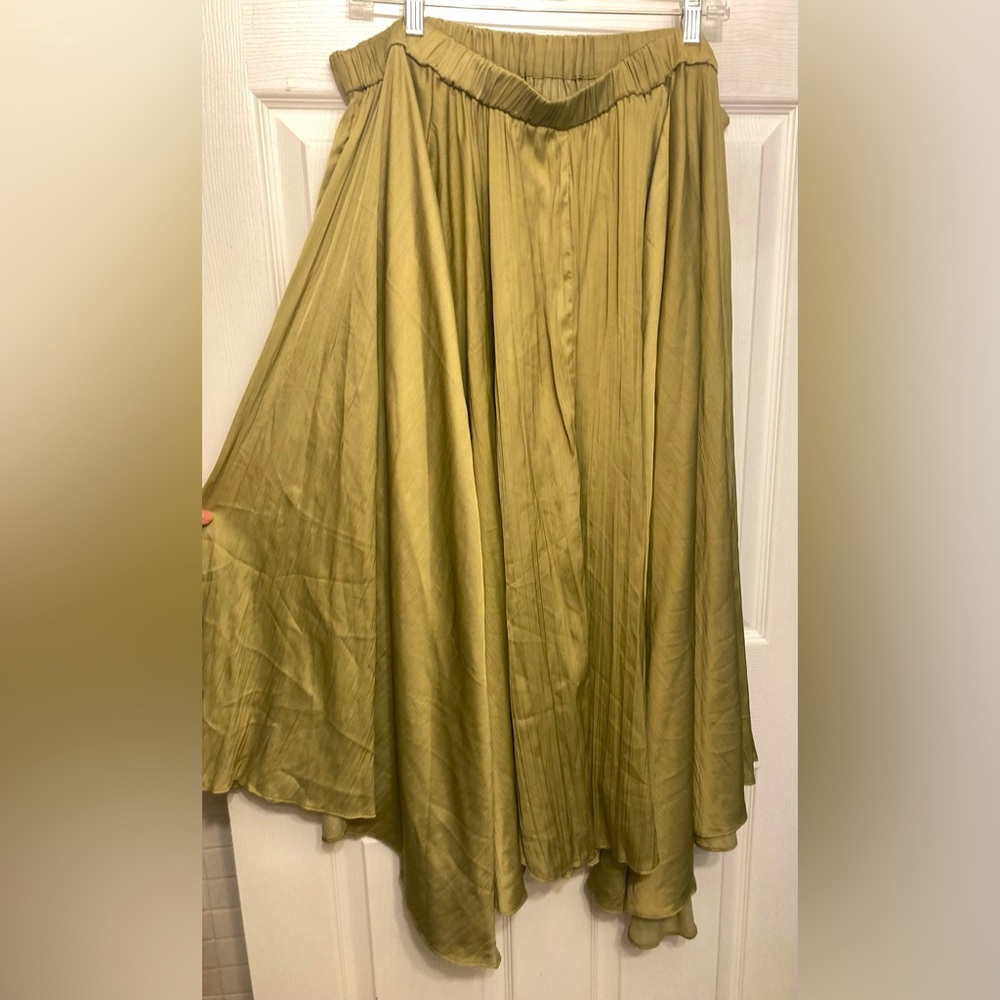 Anthropologie chartreuse flowy skirt